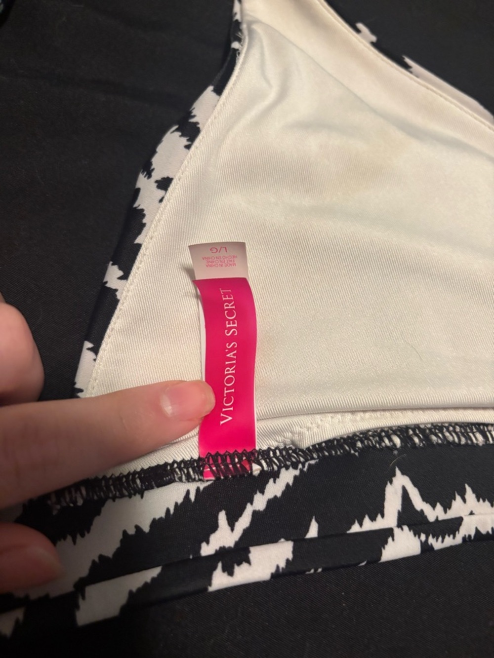Victoria's Secret Black & White Zebra Triangle Bikini Top - Picture 3 of 4